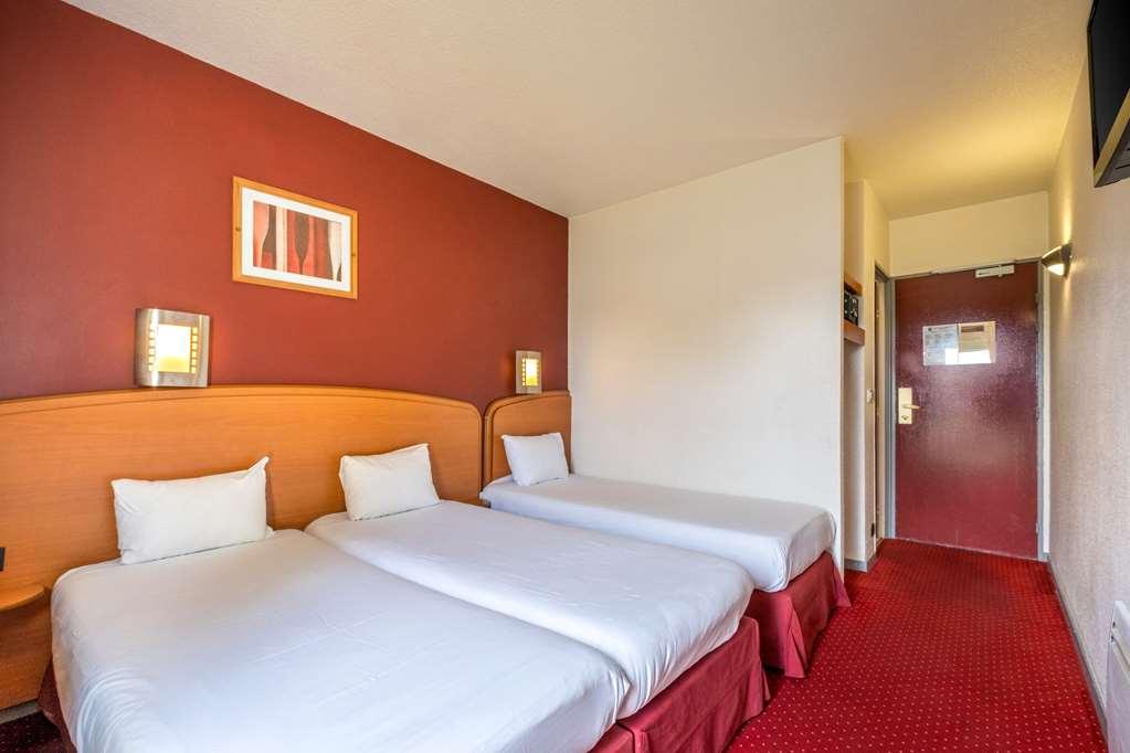 Sky Hotel Goussainville Charles De Gaulle Rum bild